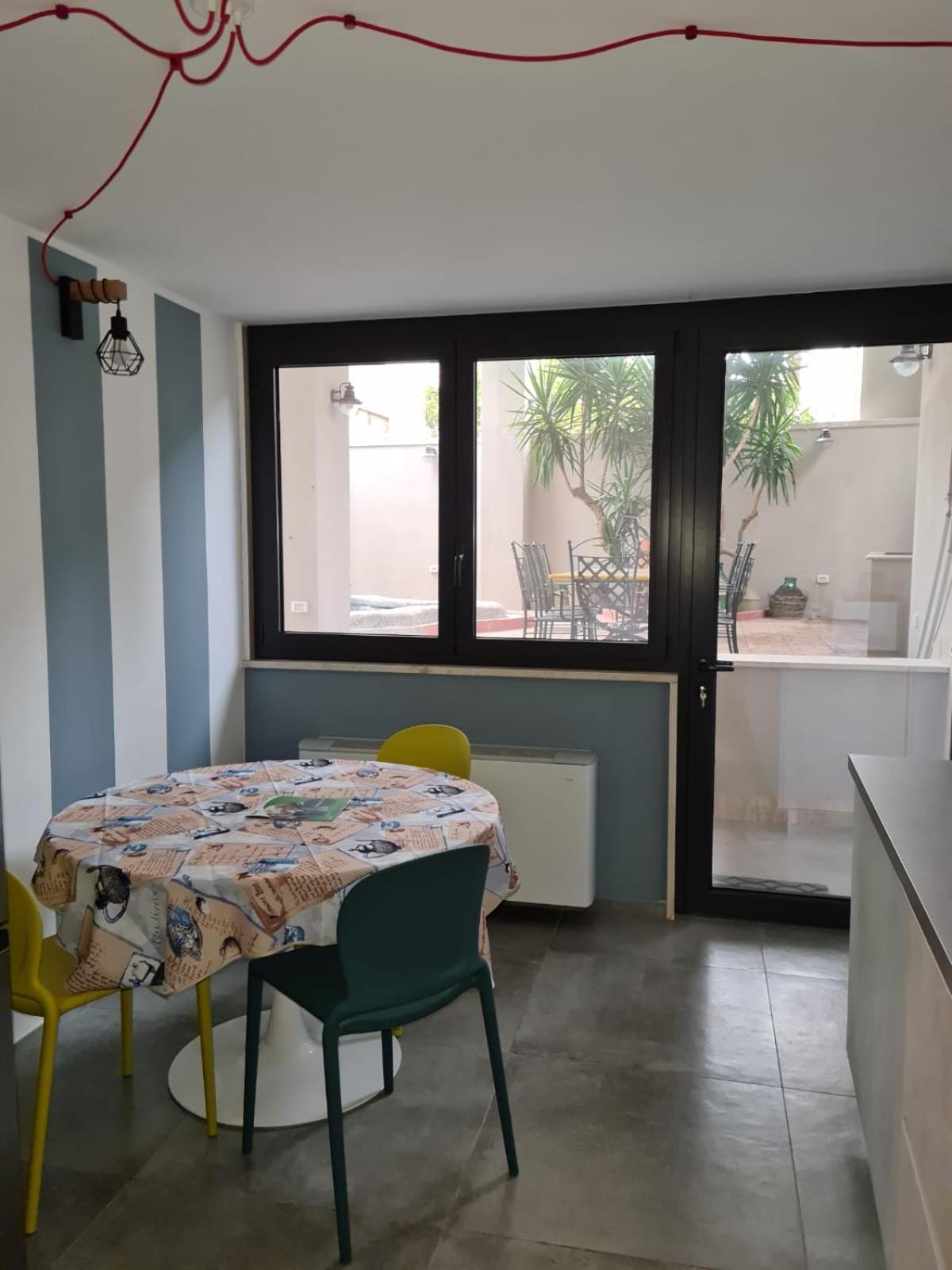 Palazzo Lagioia 2: Prestigioso Miniappartamento Triggiano Exterior foto