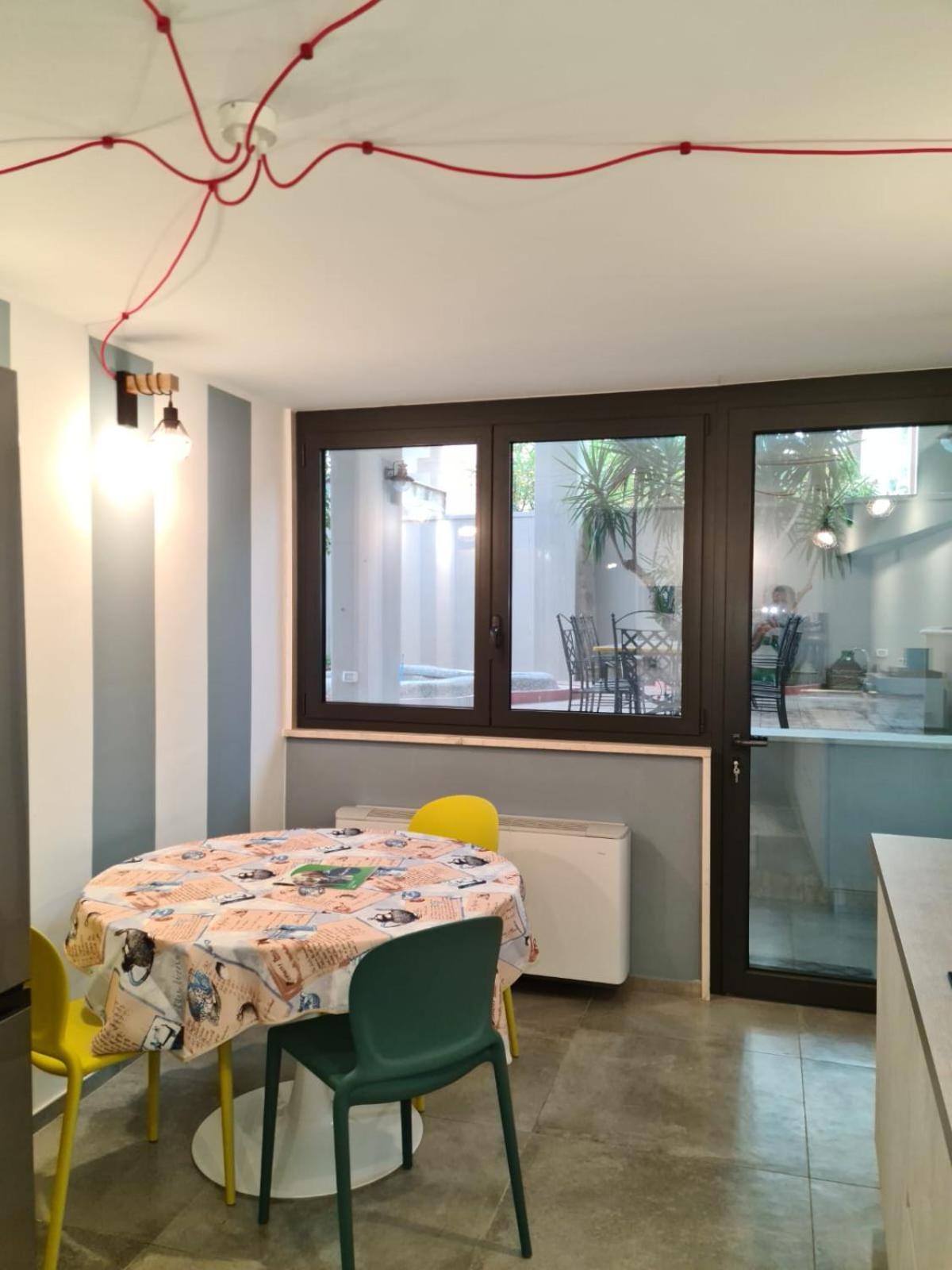 Palazzo Lagioia 2: Prestigioso Miniappartamento Triggiano Exterior foto